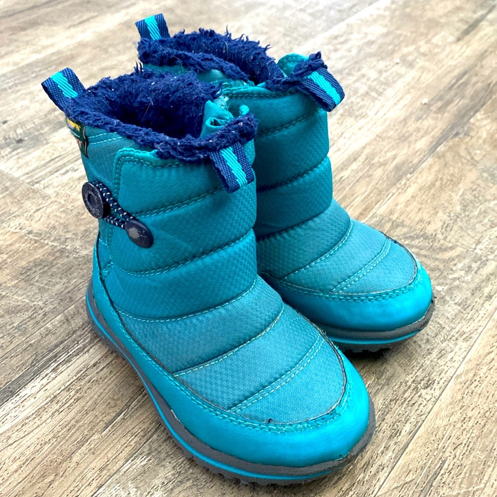 LL Bean Ultralight Snowboots 8T
